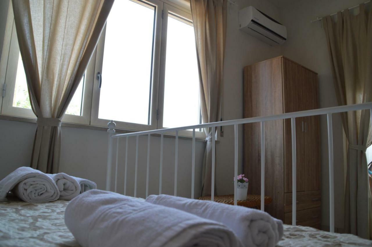 B&B La Via Di Casa 圣莱昂 外观 照片