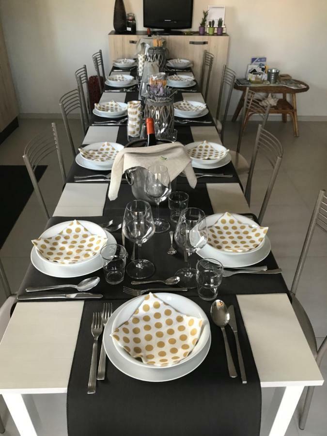 B&B La Via Di Casa 圣莱昂 外观 照片